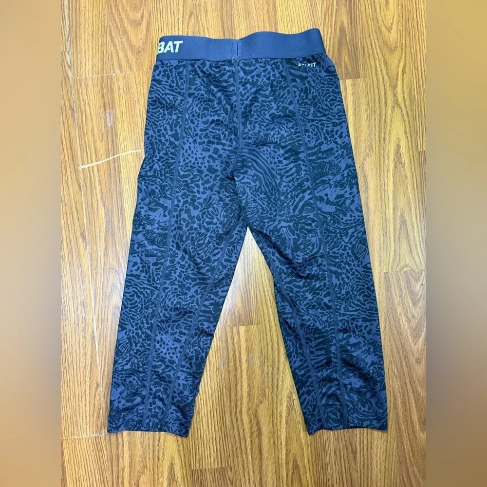 Nike Pro Combat grey animal print capri compression tights. No size. EST M/L